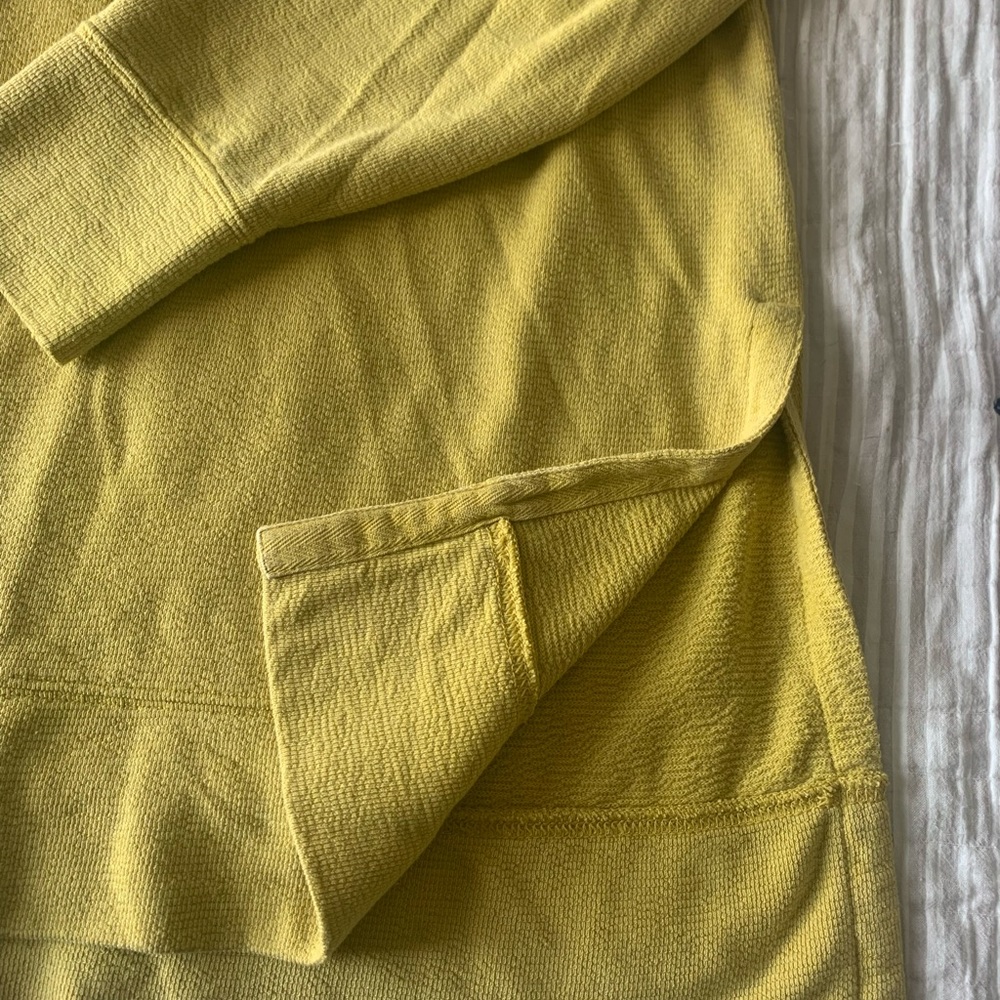 Sweater - Picture 2 of 3